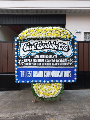 Papan Bunga Duka di Ulim